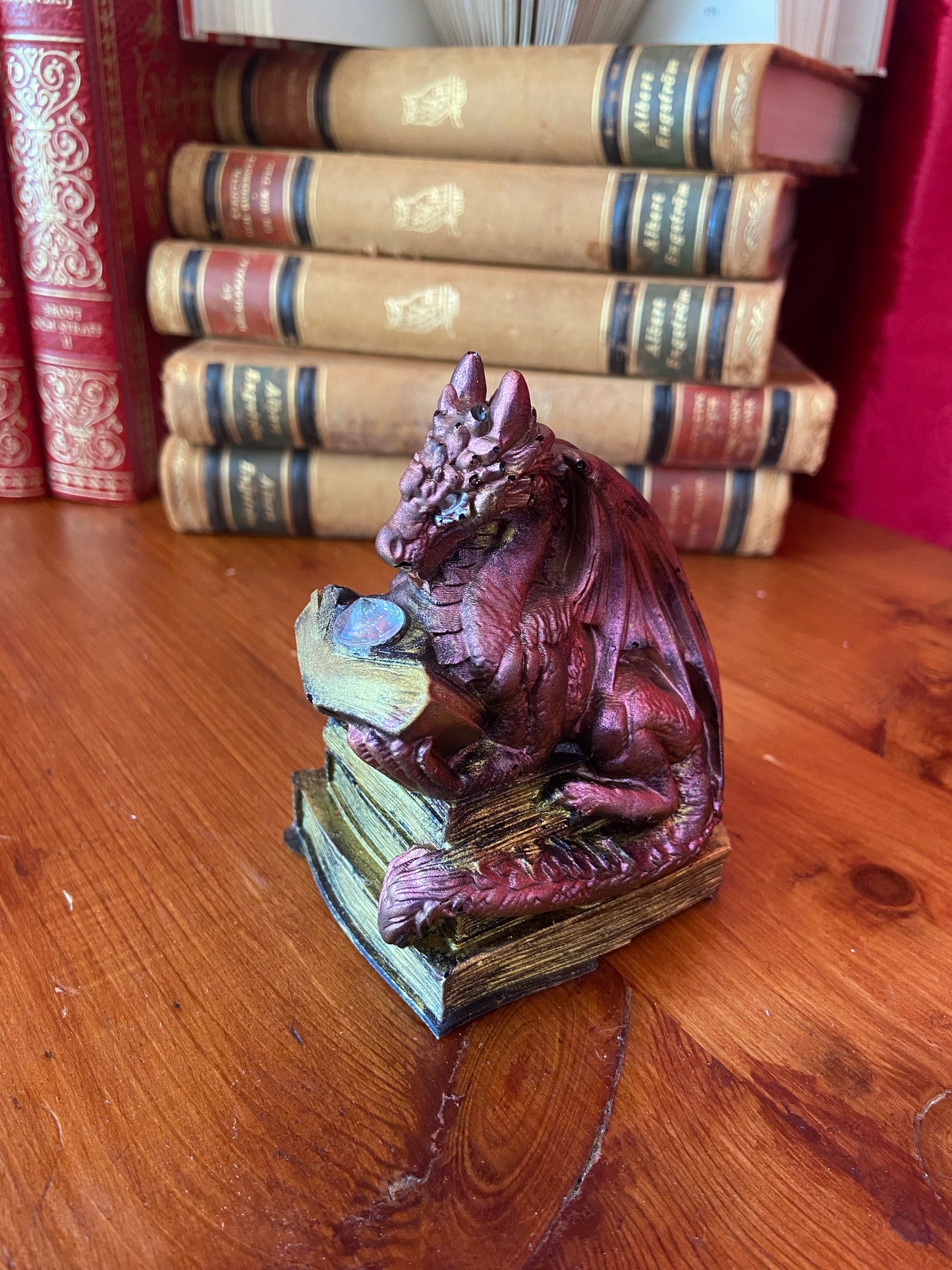 Handgjord bokdrake
