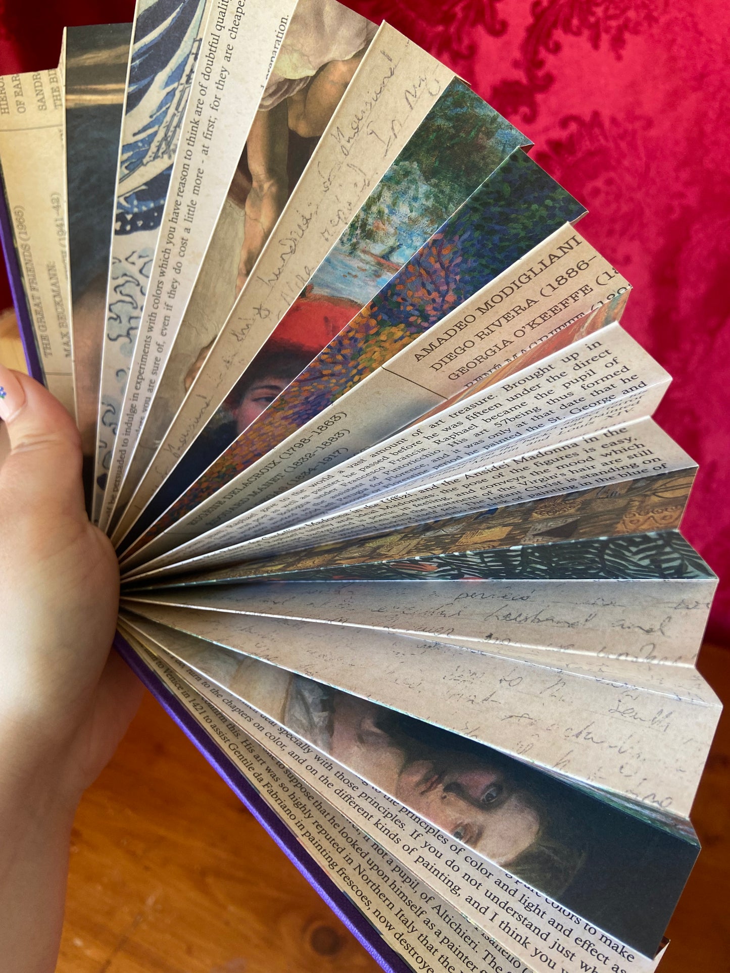 Book fan - The gallery